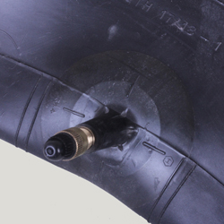 185/195/60-14 TR 13 Rubber Valve